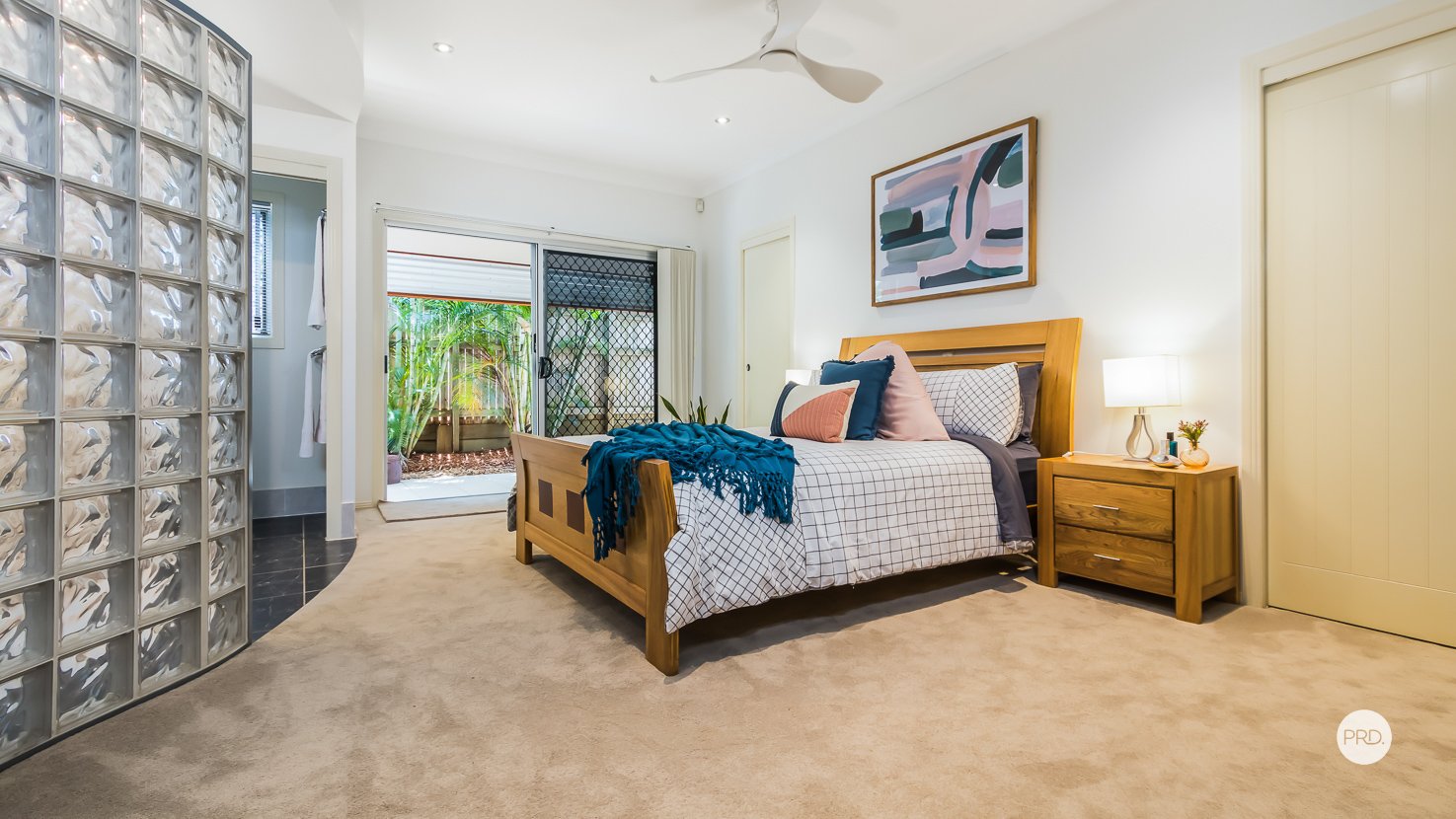 38 ATTENBOROUGH Circuit REDLAND BAY 32