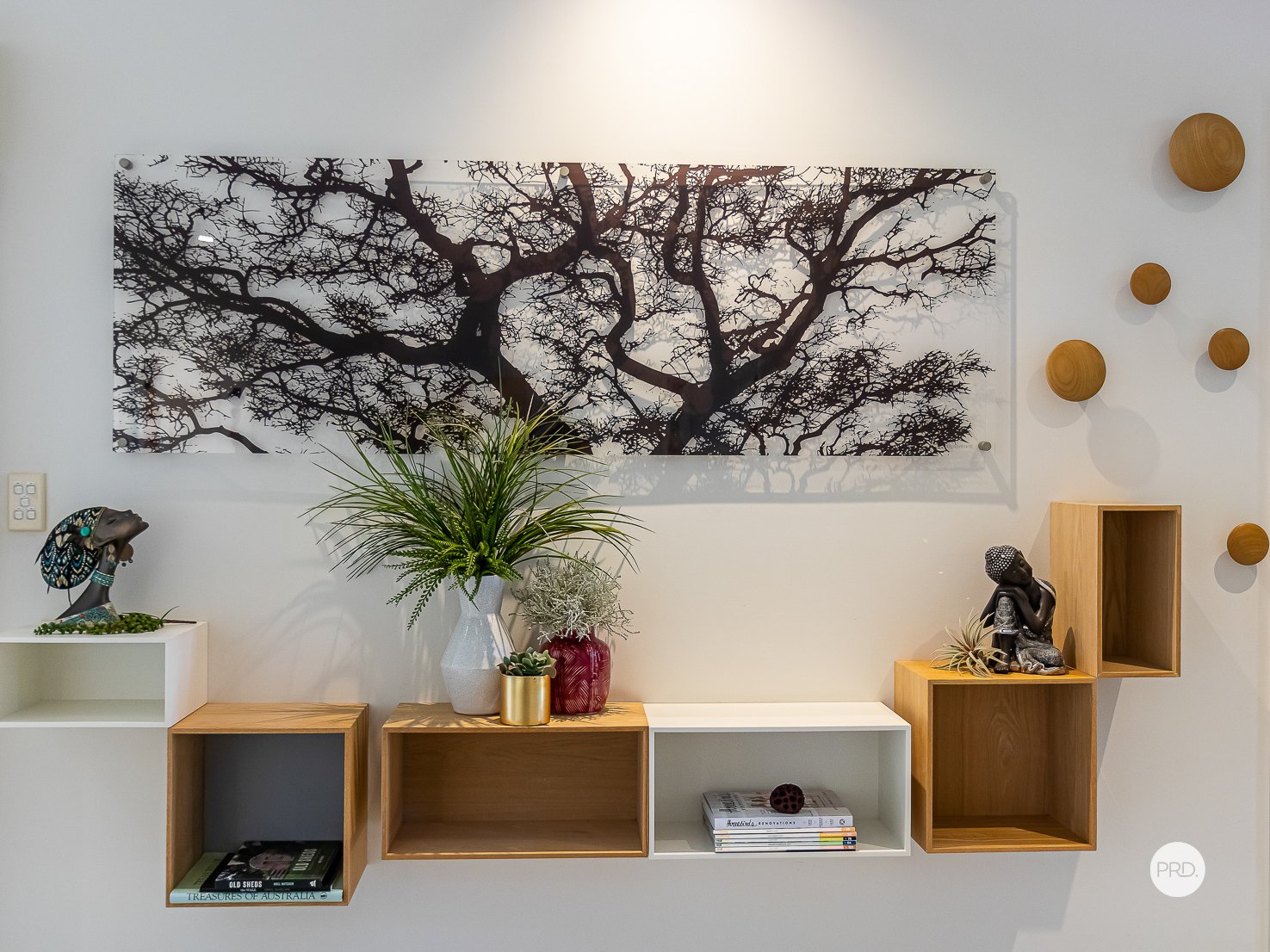 38 ATTENBOROUGH Circuit REDLAND BAY 33