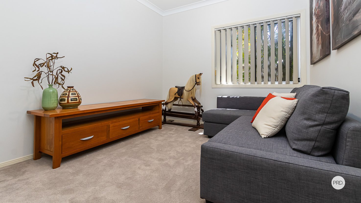 38 ATTENBOROUGH Circuit REDLAND BAY 34