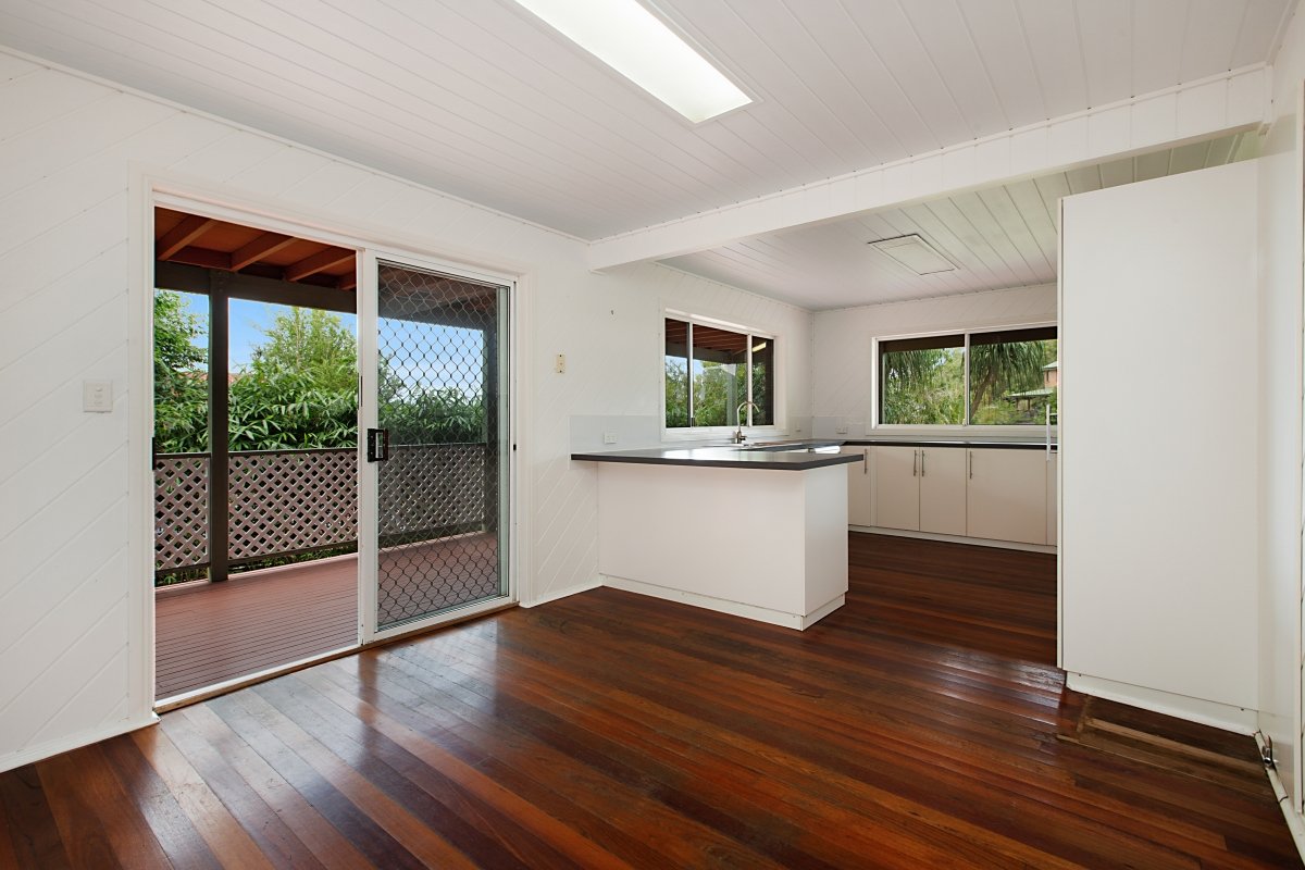 38 Banool Circuit OCEAN SHORES 6