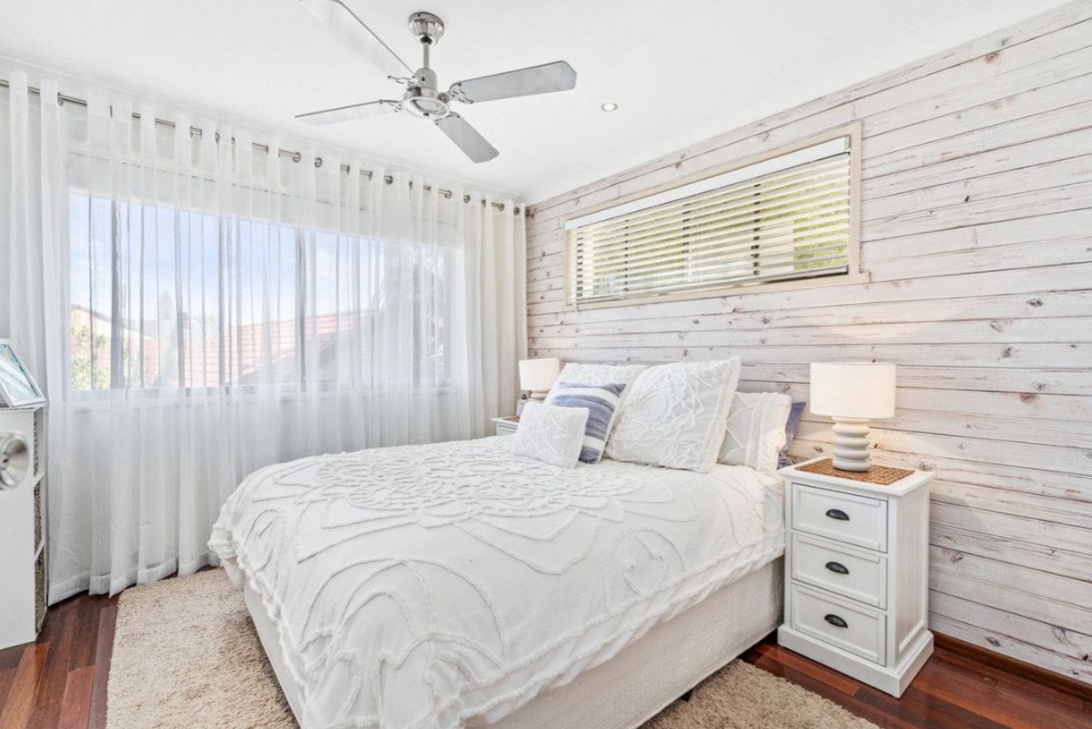 3/8 Barbet Place Burleigh Waters 6