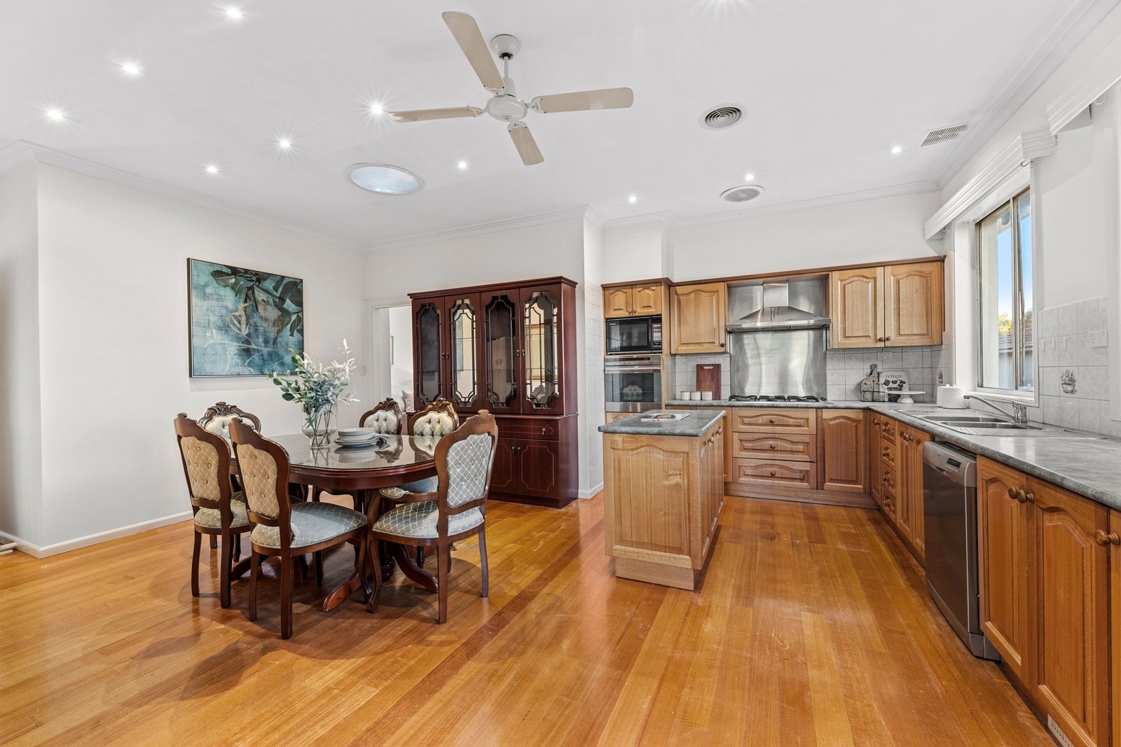 Gallery: 38 Barkly Street
