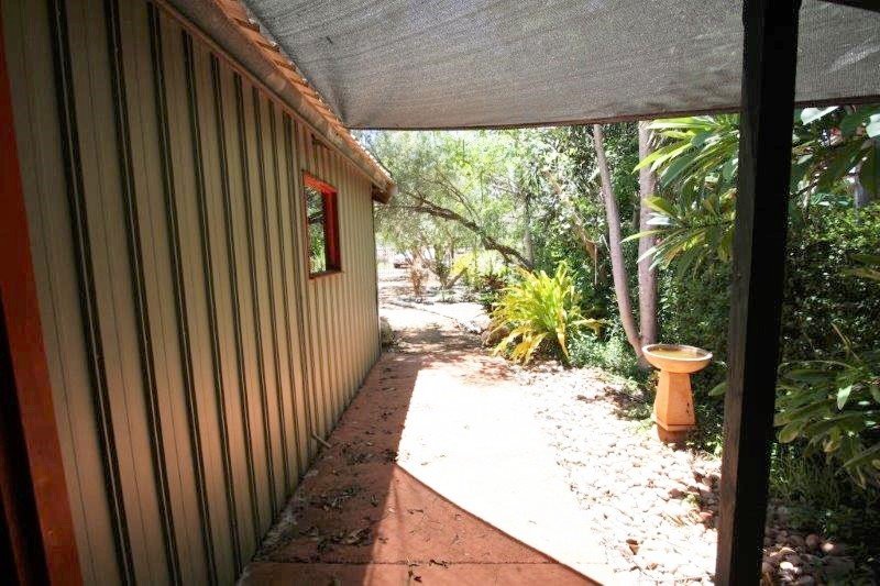 38 Blackman St  BROOME 8