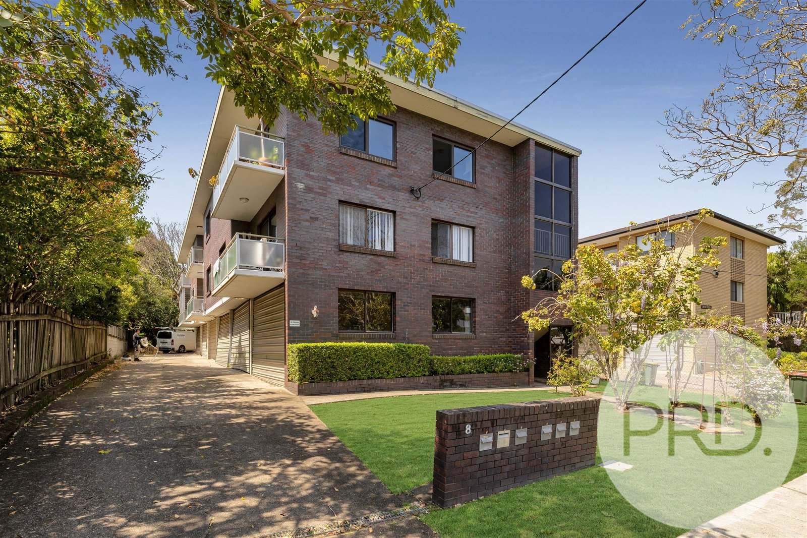 3/8 Brisbane Street ST LUCIA 1
