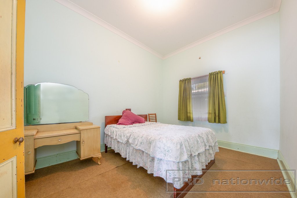 38 Capp St  TELARAH 5