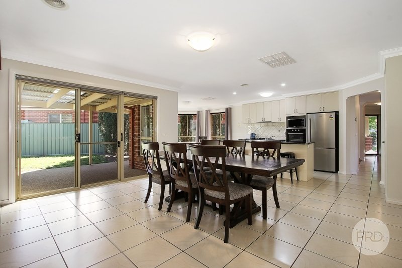 38 Cassinia Court THURGOONA 6