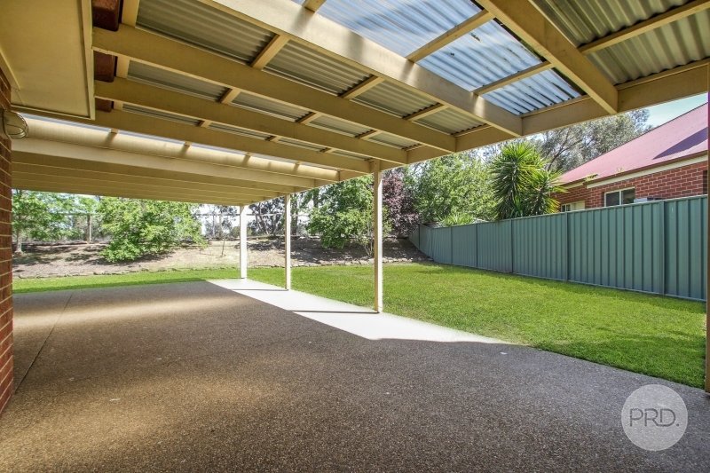 38 Cassinia Court THURGOONA 16