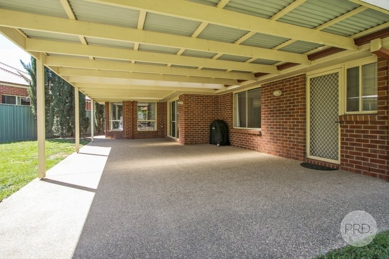 38 Cassinia Court THURGOONA 17