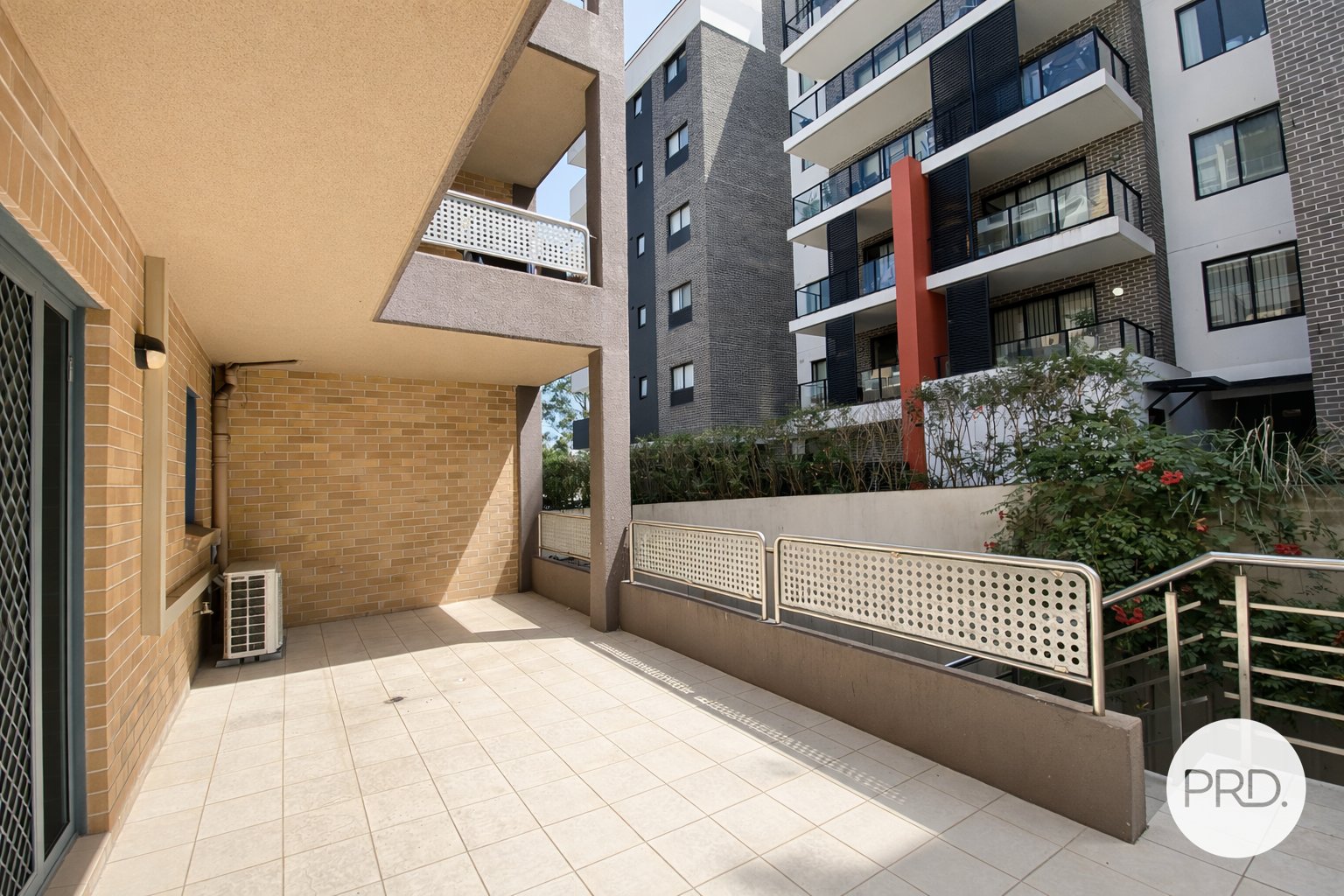 3/8 Castlereagh Street LIVERPOOL 11