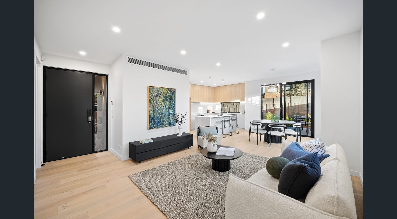 Gallery: 3/8 Castles Road