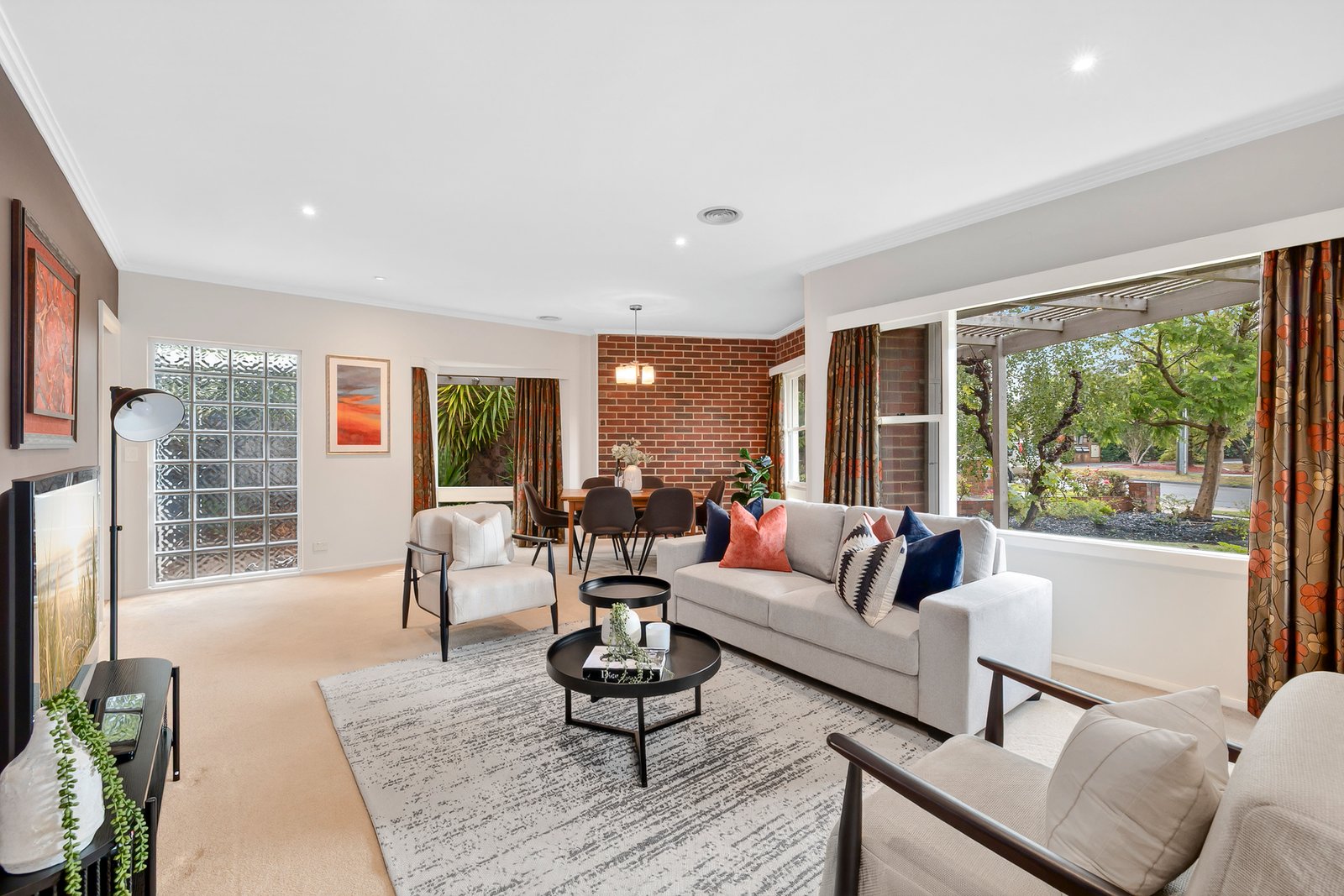 Gallery: 38 Charlton Street