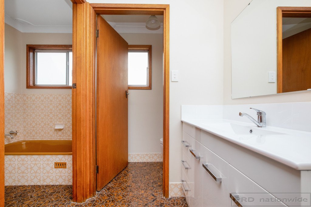 38 Chidley Crescent METFORD 10