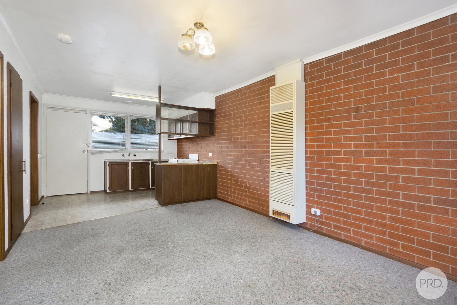 3/8 Christine Avenue ALFREDTON 2