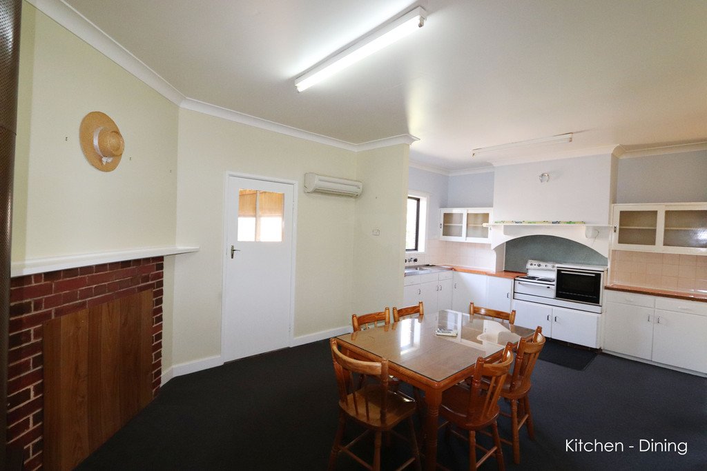 38 Clara Street TUMBARUMBA 3