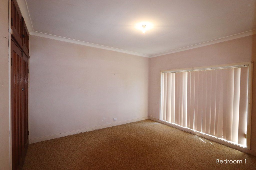 38 Clara Street TUMBARUMBA 7