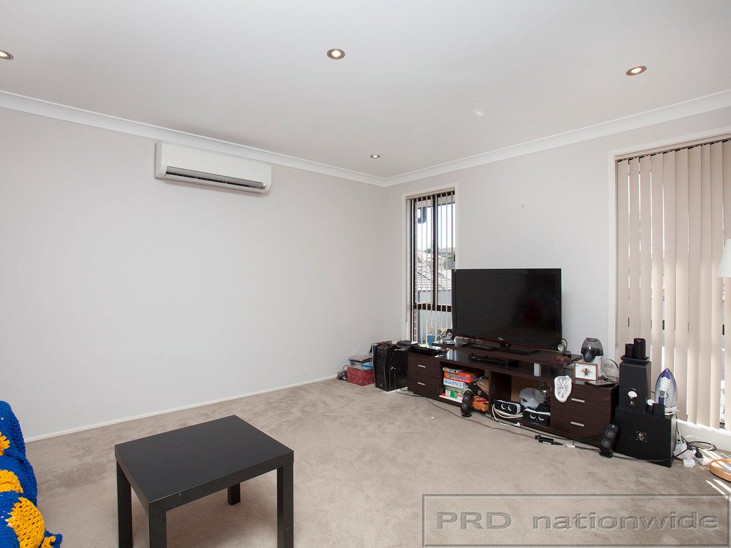 38 Clayton Crescent RUTHERFORD 8