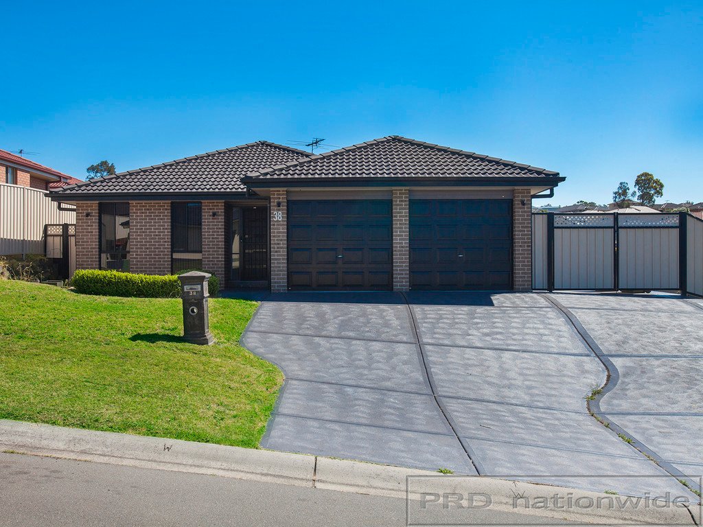 38 Clayton Crescent RUTHERFORD 1