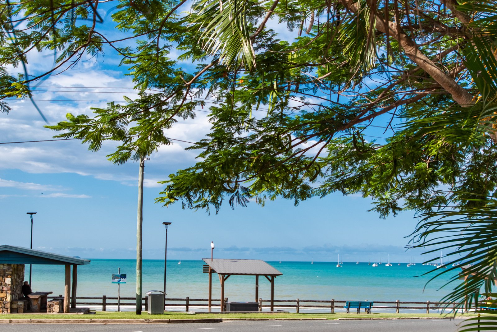 38 Coral Esplanade & 1 Beach Road CANNONVALE 8