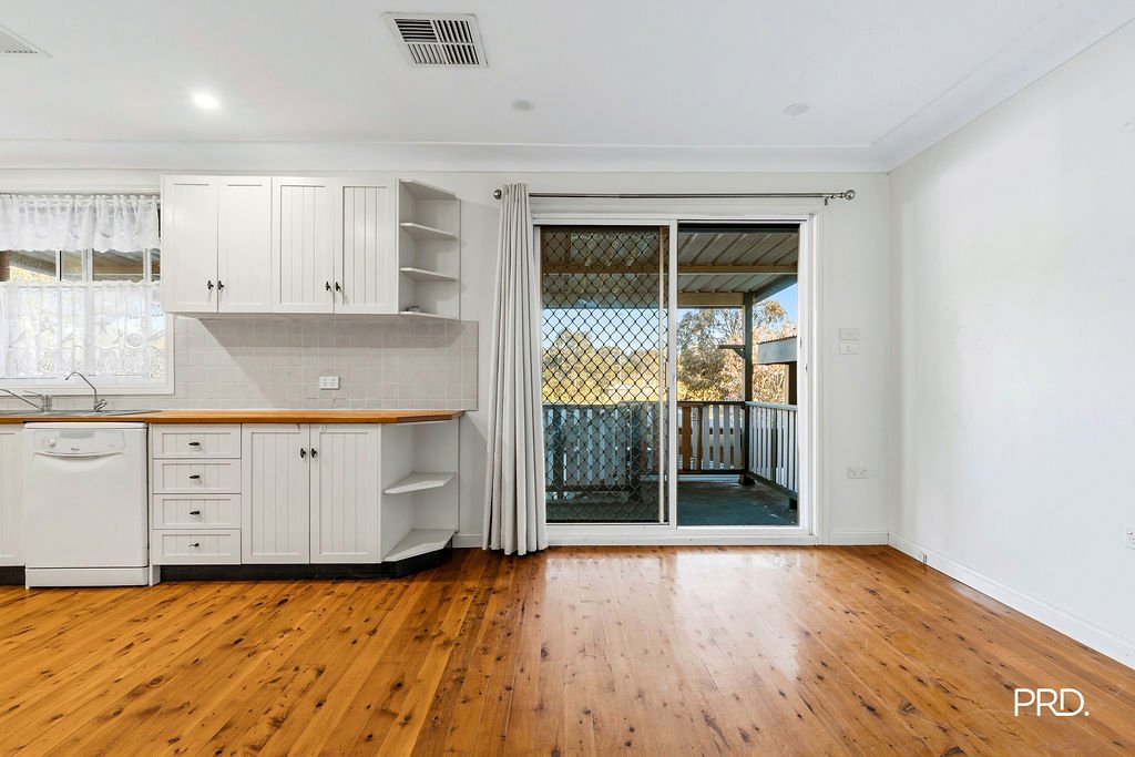 38 Coreen Avenue PENRITH 5