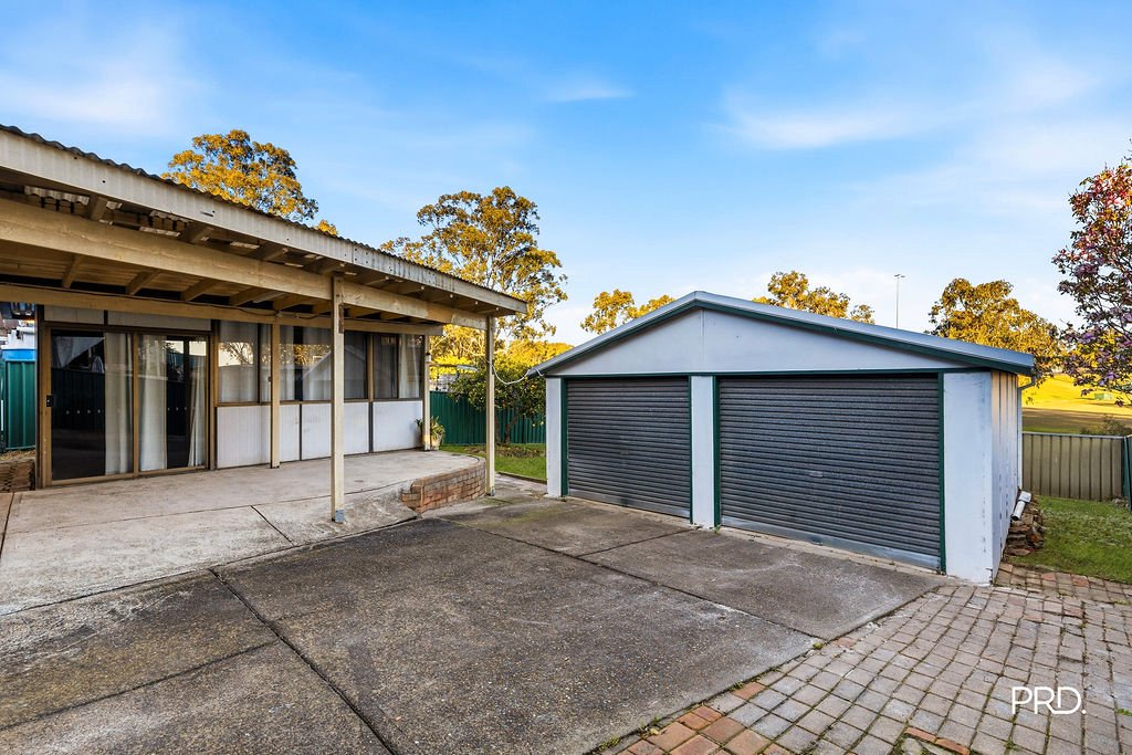 38 Coreen Avenue PENRITH 16