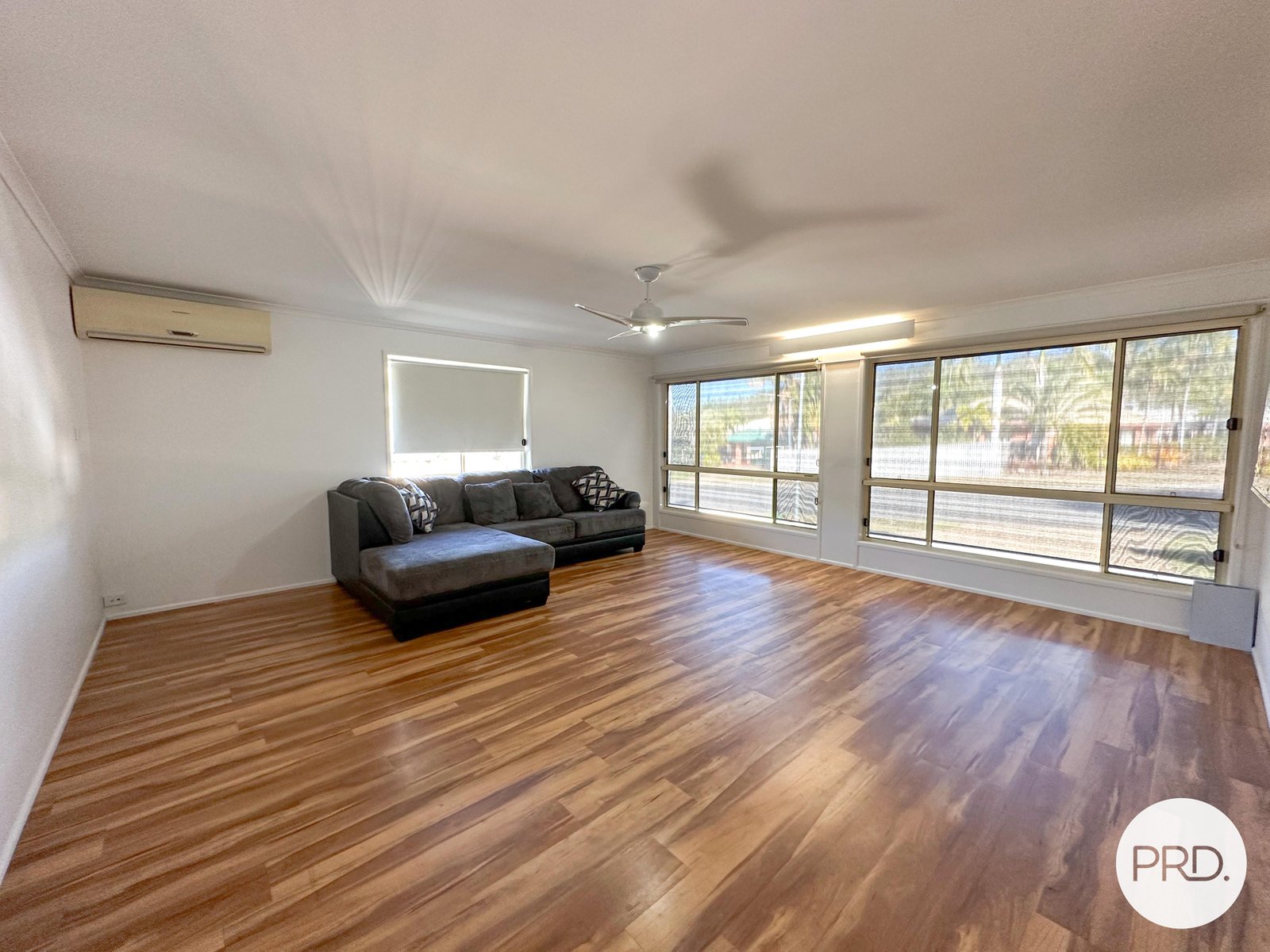 38 CURTIS Avenue BOYNE ISLAND 3