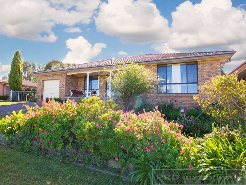 38 Dalveen Road BOLWARRA HEIGHTS 1