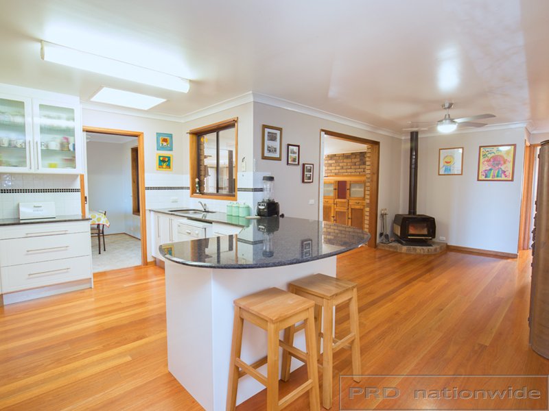 38 Dalveen Road BOLWARRA HEIGHTS 4