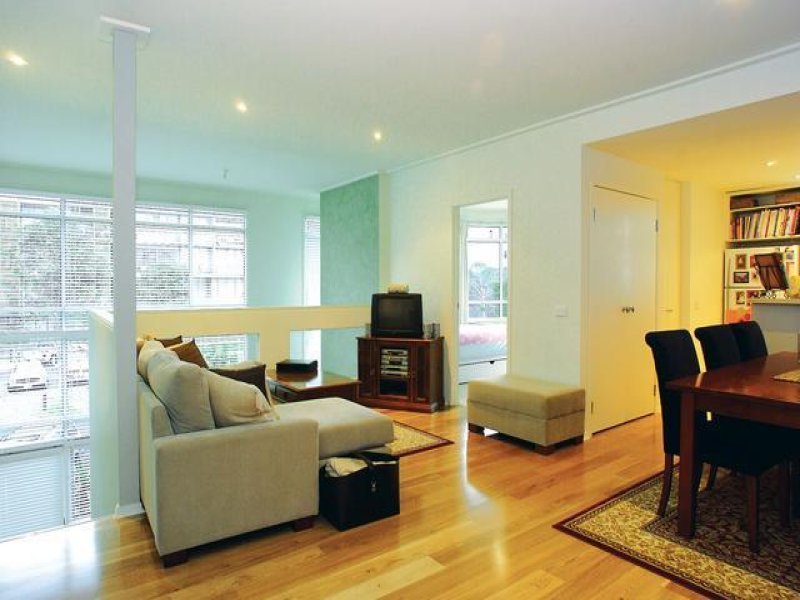 Gallery: 38 Danks Street West