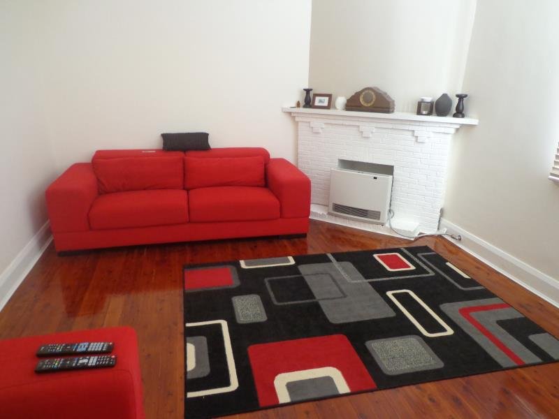 38 Denne Street TAMWORTH 4