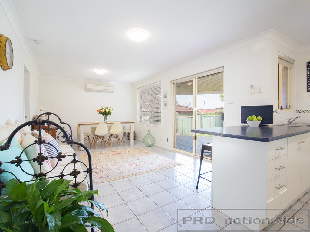 38 Denton Park Drv  ABERGLASSLYN 3