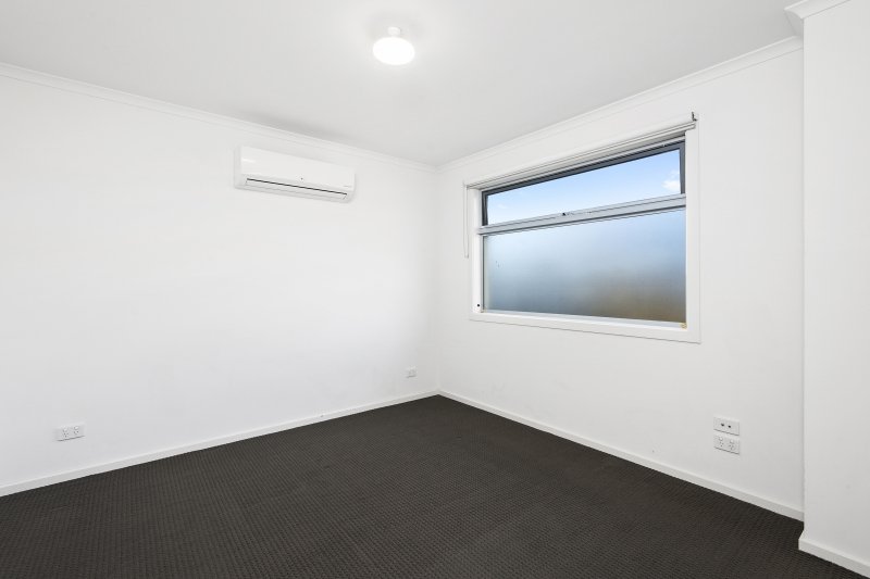 Gallery: 3/8 Detroit Crescent