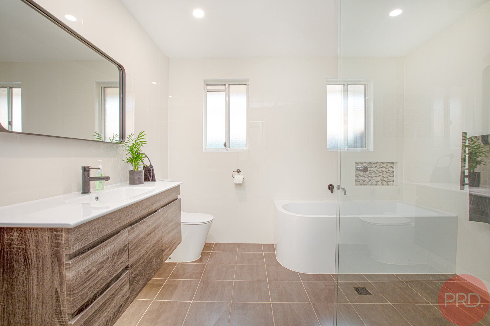 38 Dumaresq Parade METFORD 14