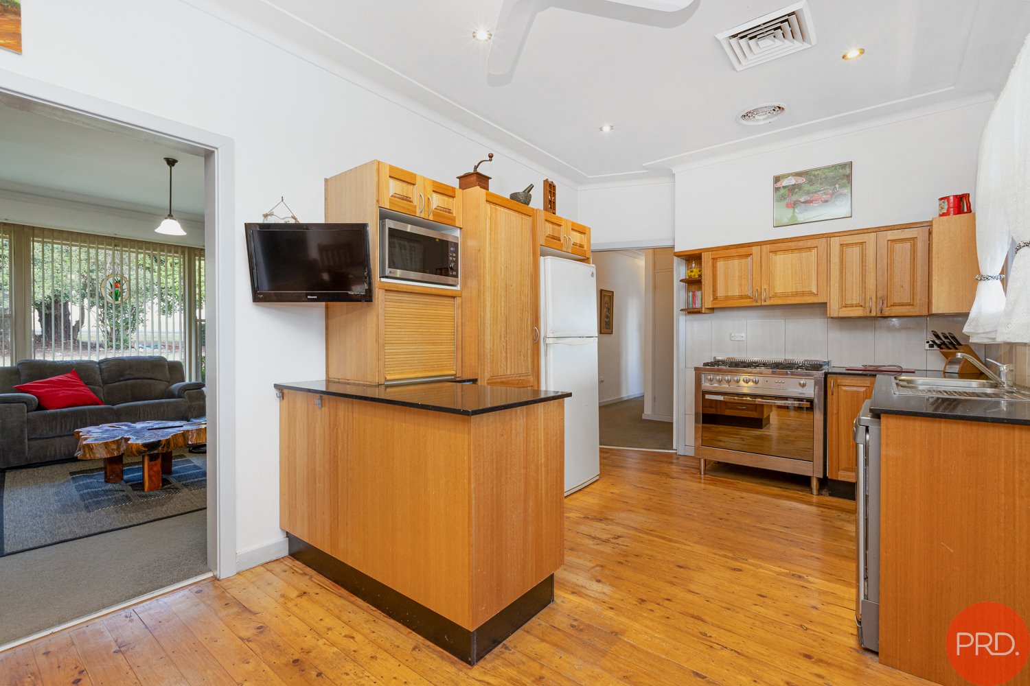 38 Edward Street TENAMBIT 9