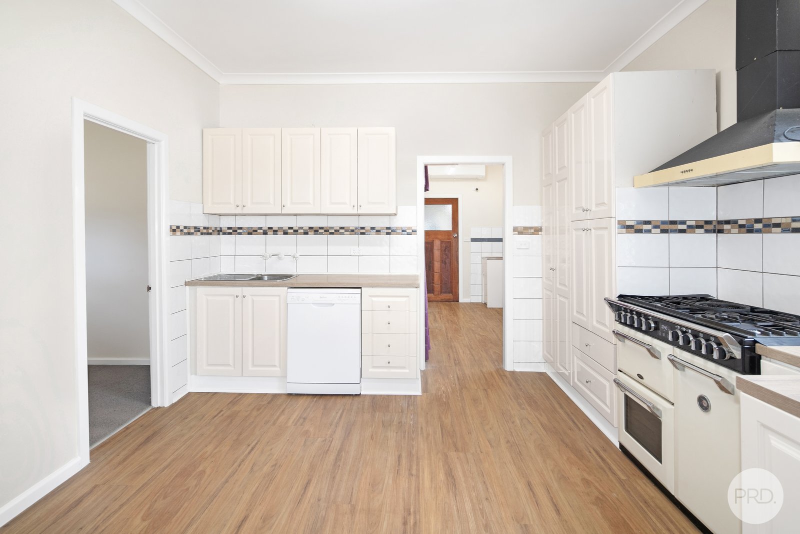 38 Elizabeth Street ALLENDALE 2