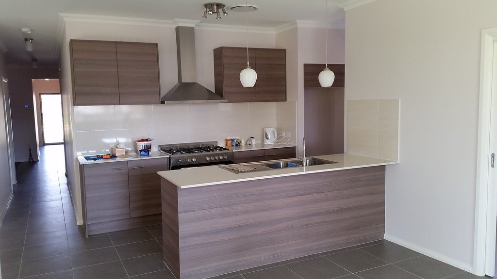 38 Empire Circuit PENRITH 8