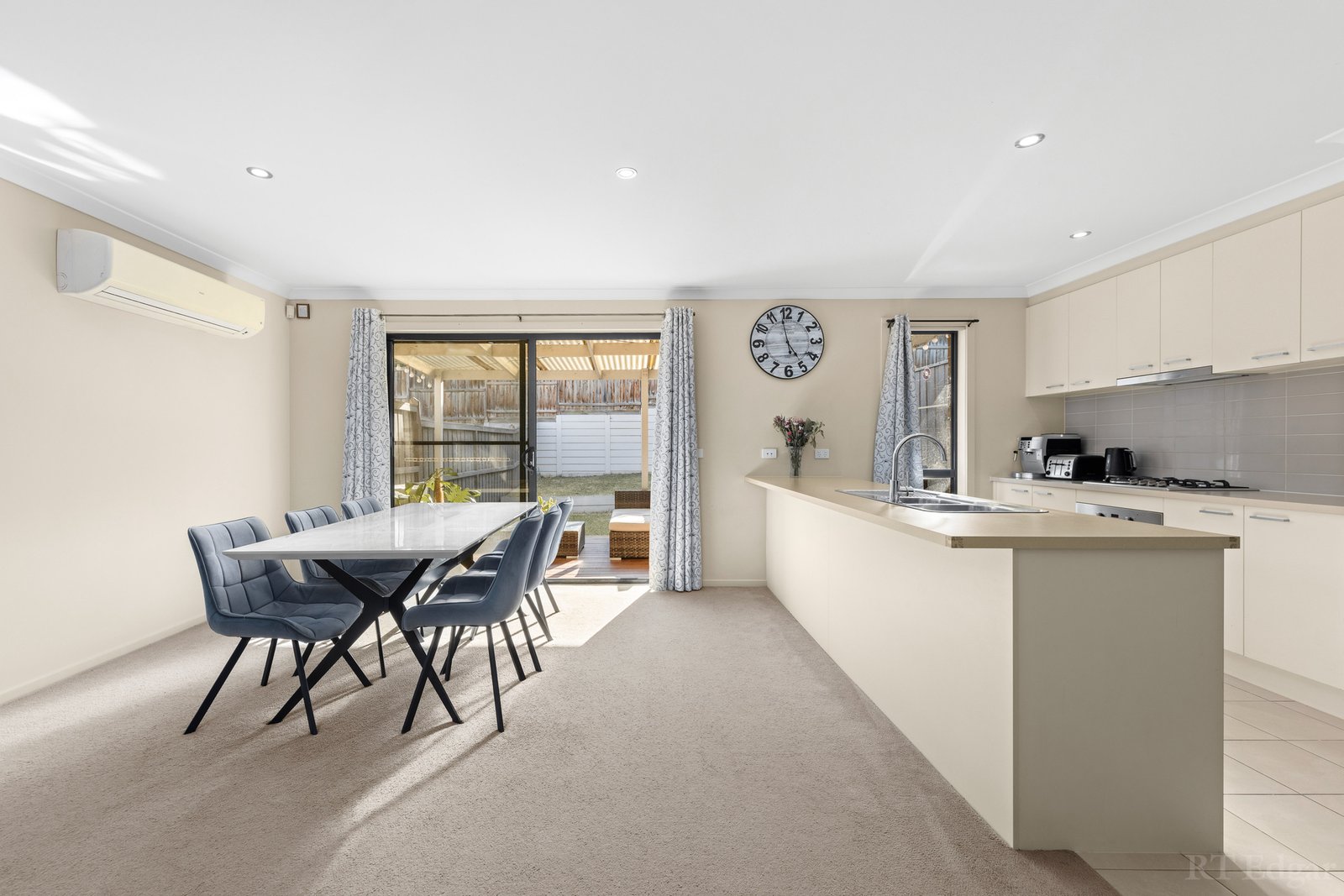 Real Estate and Property in 38 Evans Drive, Croydon, VIC