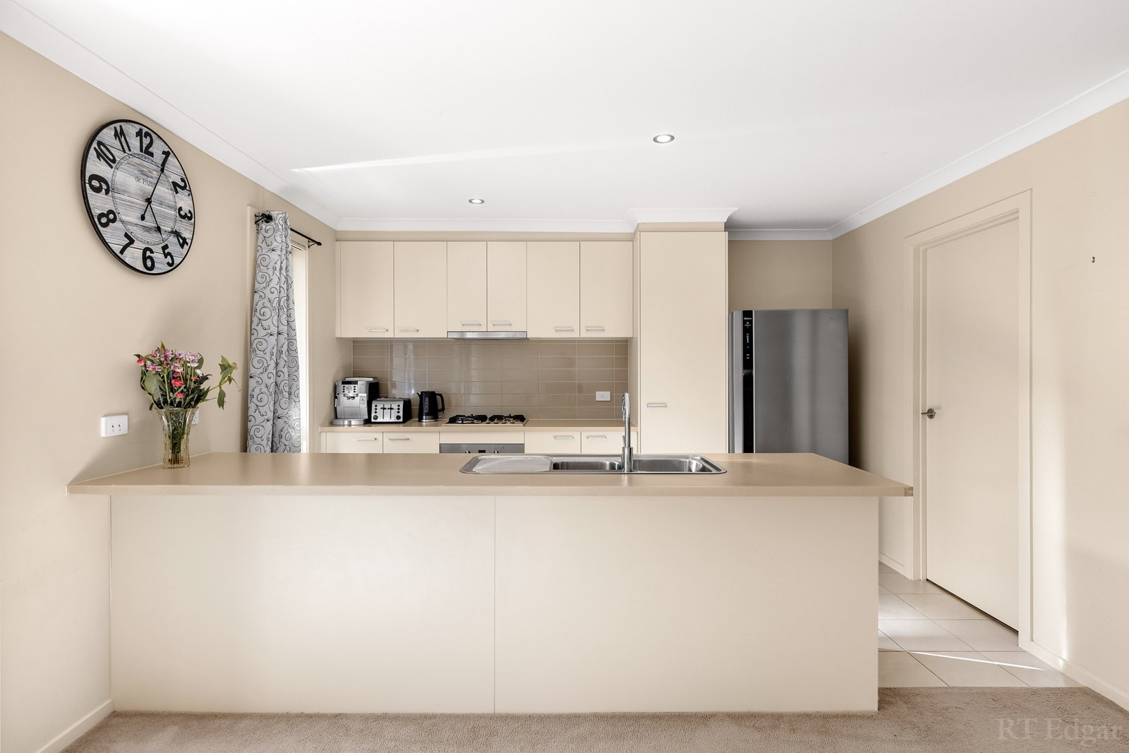 Real Estate and Property in 38 Evans Drive, Croydon, VIC