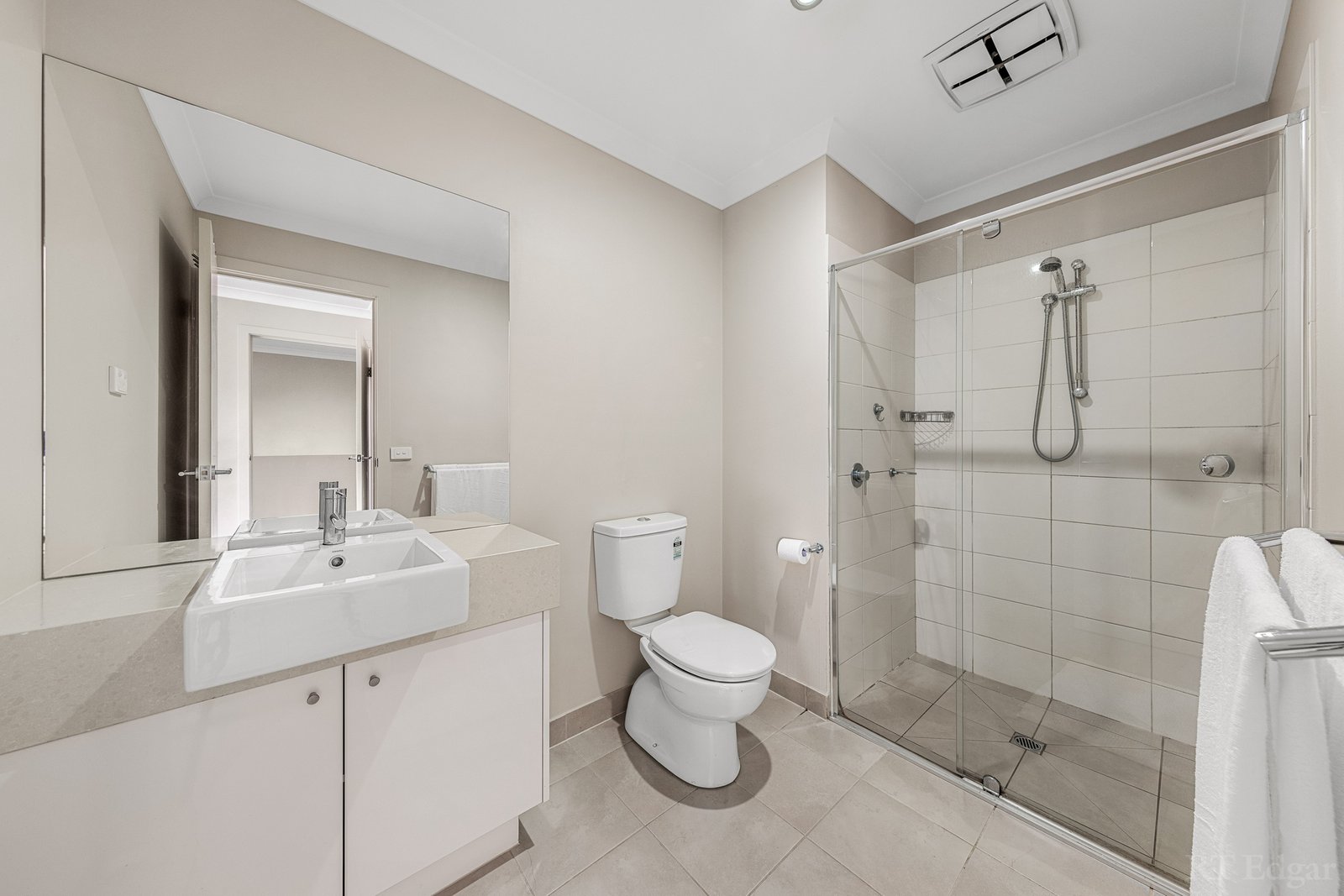 Real Estate and Property in 38 Evans Drive, Croydon, VIC