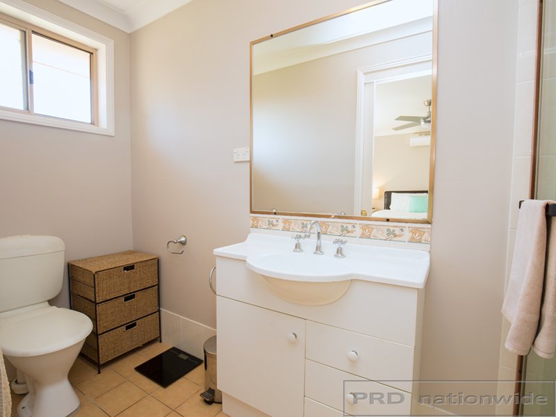 38 Fernleigh Avenue ABERGLASSLYN 9