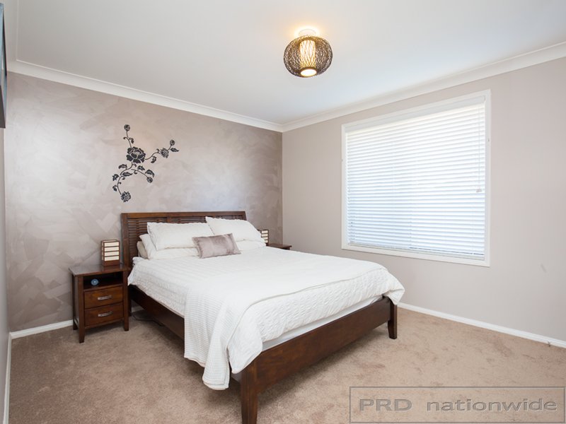 38 Fernleigh Avenue ABERGLASSLYN 10