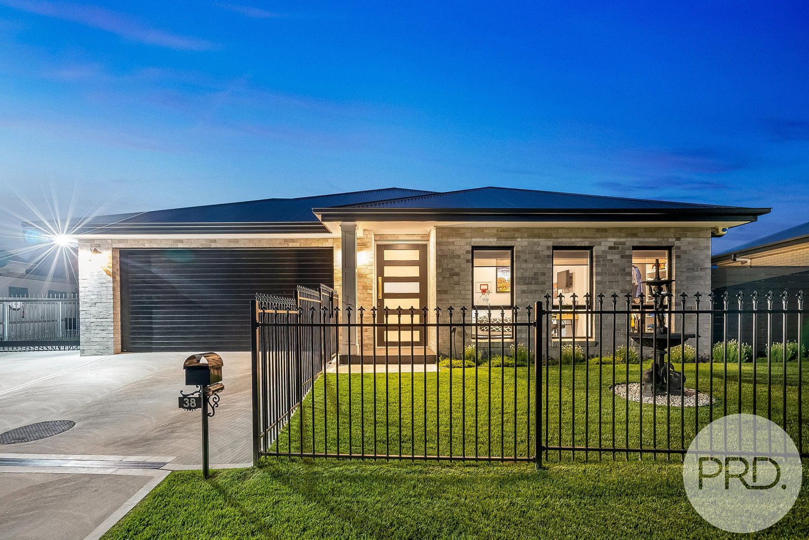 38 Fouche Avenue OLD BEACH 1