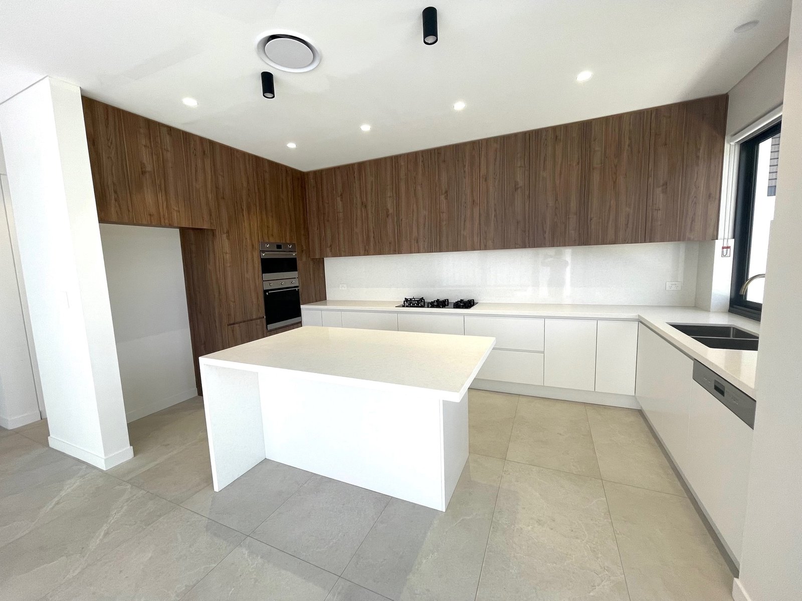 38 Francis Street CARLTON 2