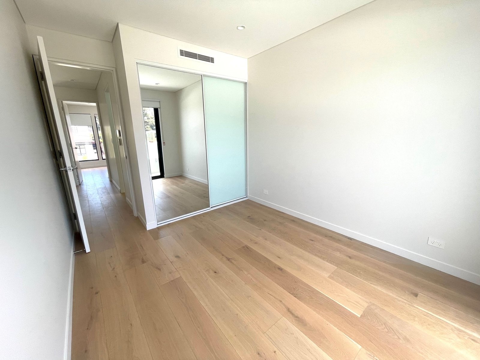 38 Francis Street CARLTON 11