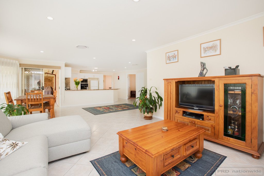 38 Galway Bay Drive ASHTONFIELD 9