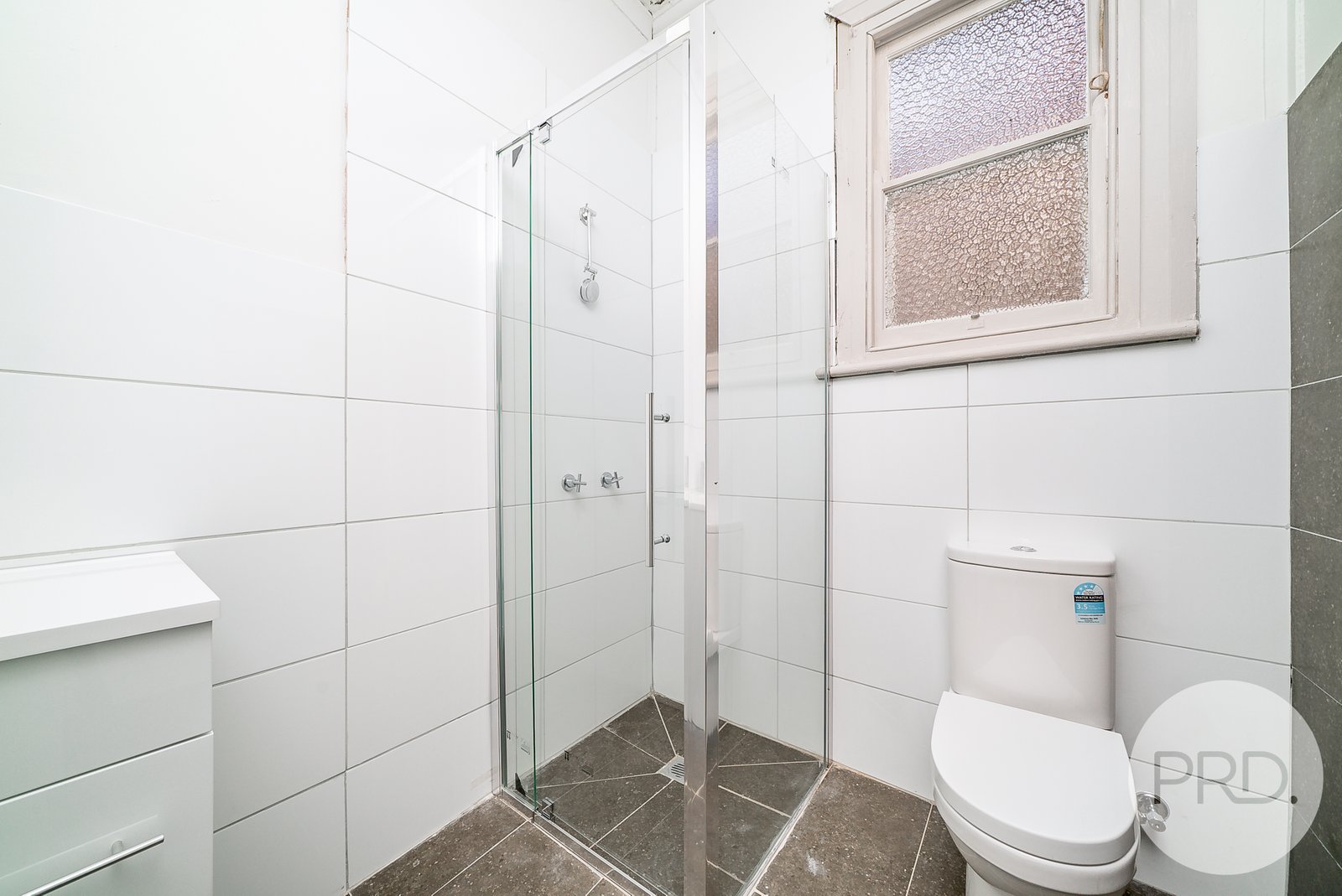 38 Gormly Avenue WAGGA WAGGA 8