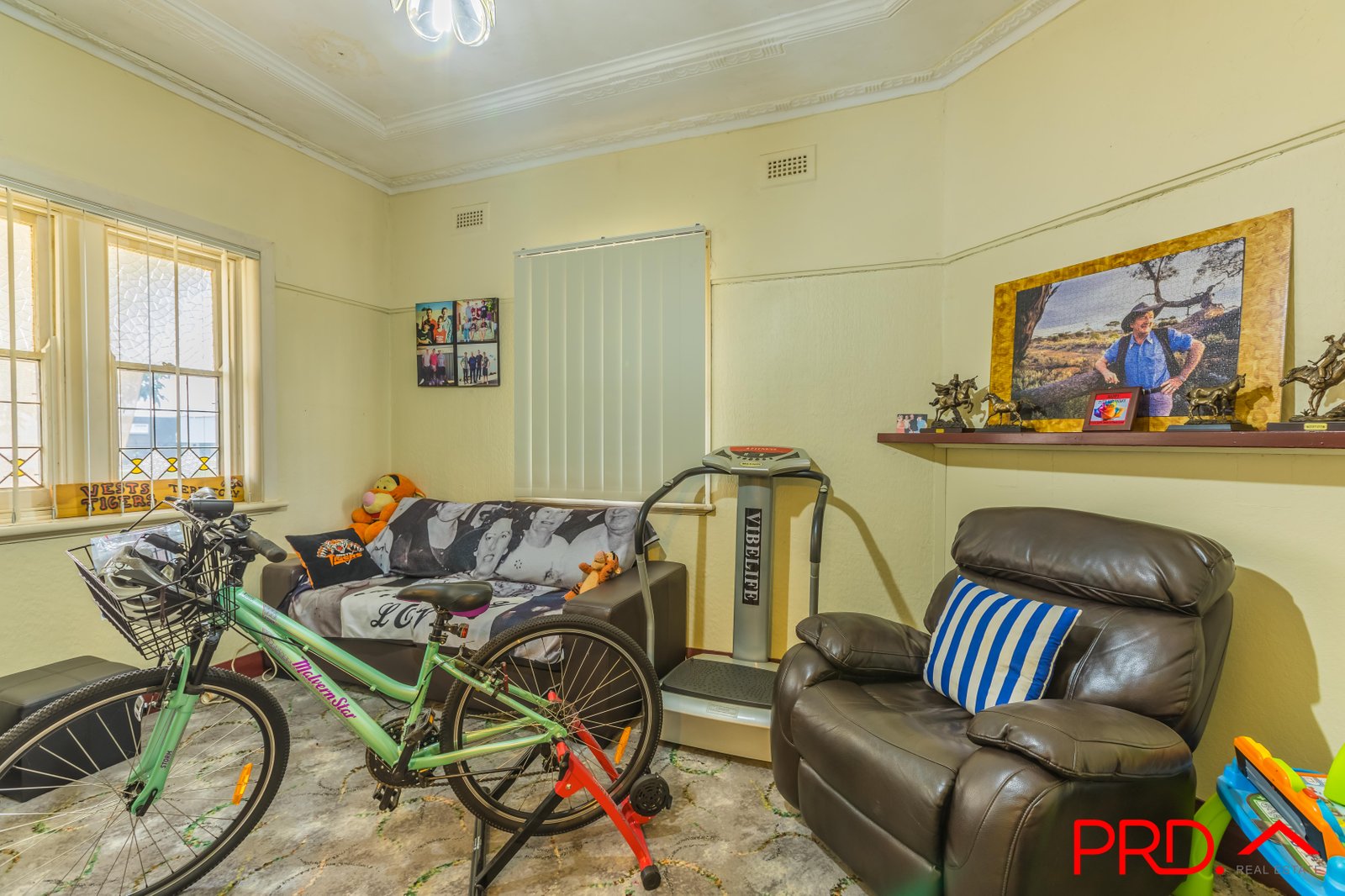 38 Gunnedah Road TAMWORTH 4