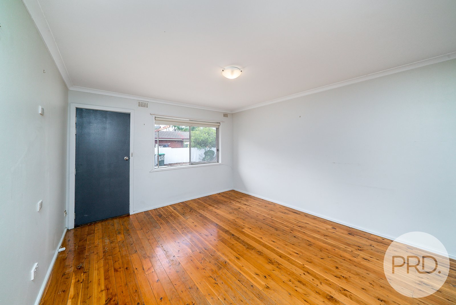 3/8 Higgins Avenue WAGGA WAGGA 4