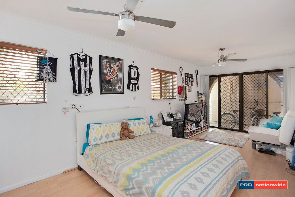 38 Hillcrest Parade MIAMI 9