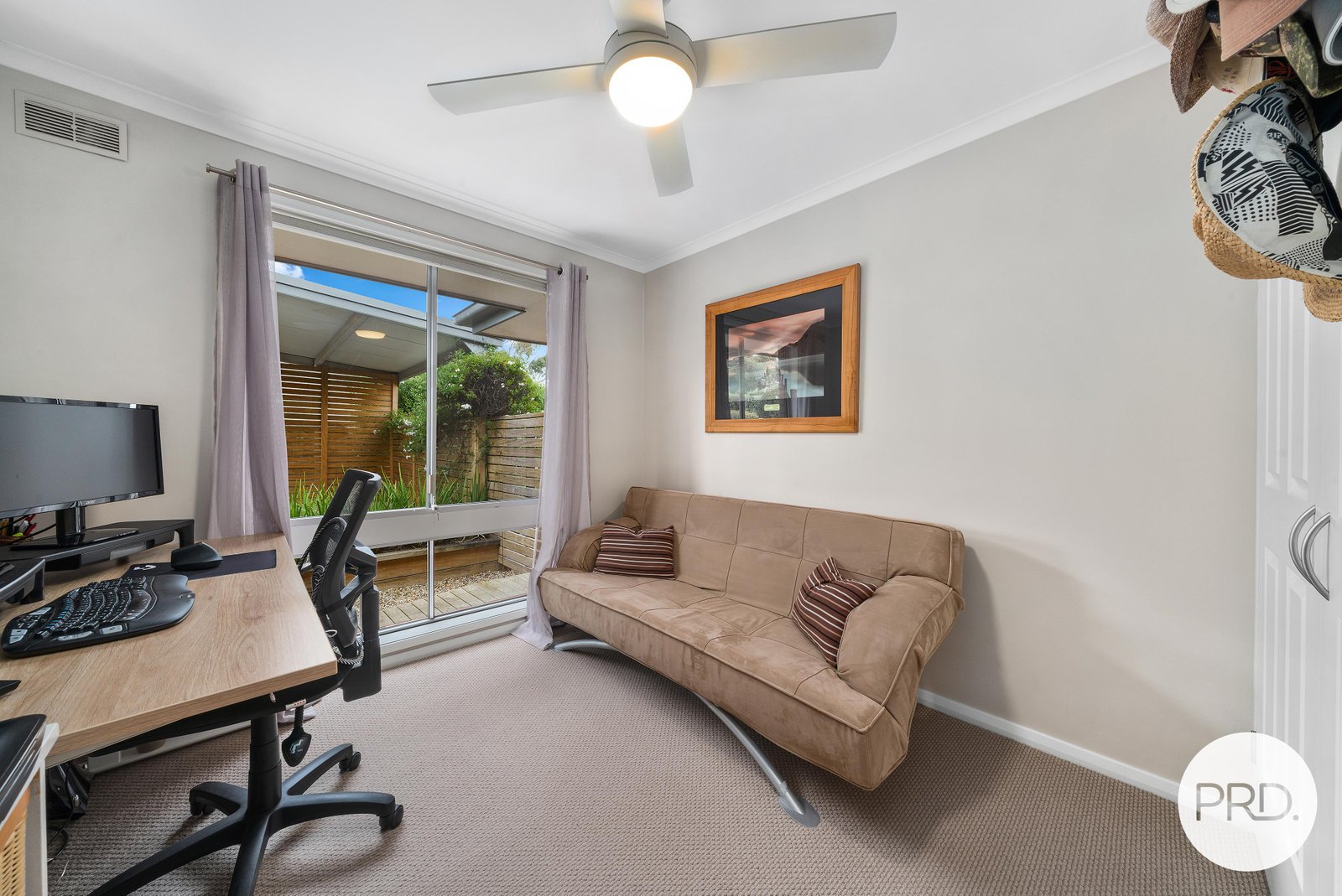 38 Honolulu Street MIDWAY POINT 13