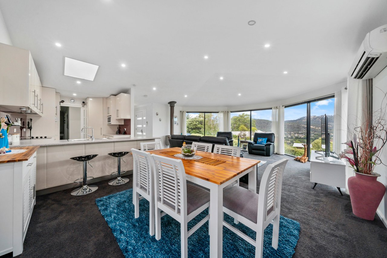 3/8 Howell Drive NEW NORFOLK 4